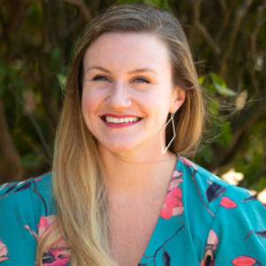 Headshot of Lacey Bates