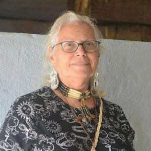 Headshot of Beckee Garris